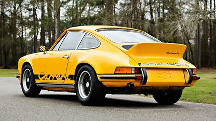 LEGENDÁRNY SPOJLER PORSCHE OSLAVUJE 50 ROKOV. SPÔSOBIL OŠIAĽ, PORSCHE HO MUSELO CHRÁNIŤ PATENTOM