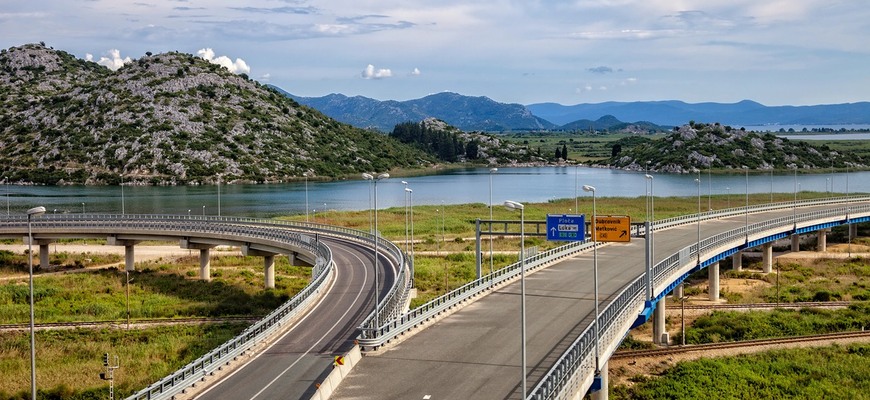 Stopli výstavbu kľúčovej rýchlostnej cesty, ako to oplyvní dovolenkárov v Chorvátsku?