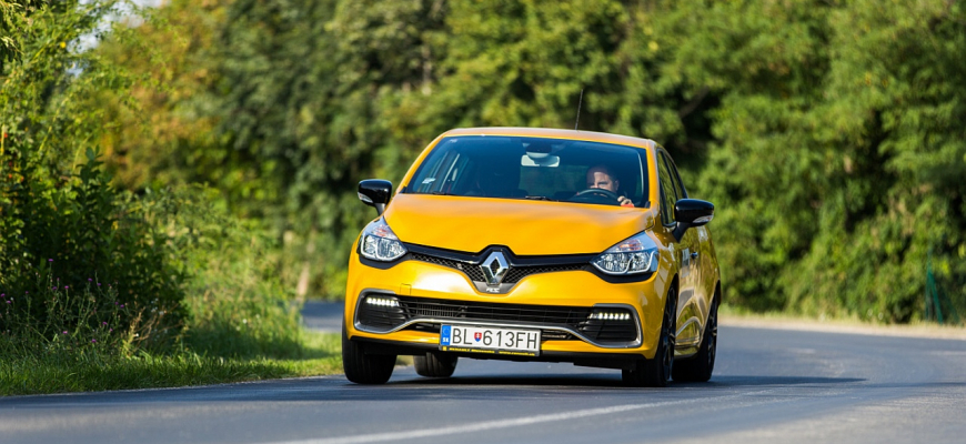 Test Renault Clio IV R.S. 200 EDC