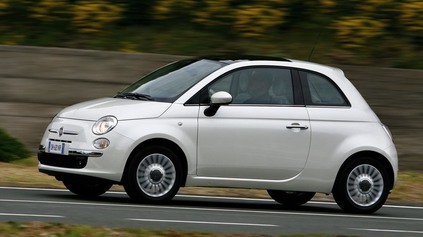 TEN ČAS LETÍ, FIAT 500 OSLAVUJE 15 ROKOV