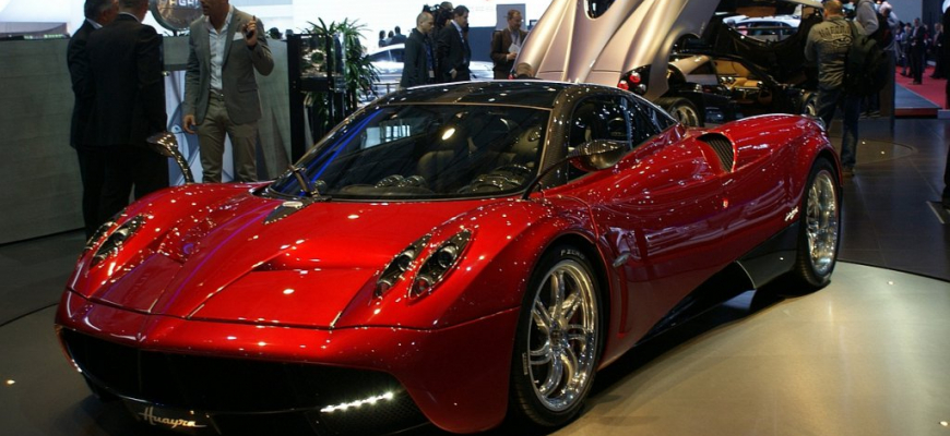 Ženeva 2011 video: Pagani Huayra