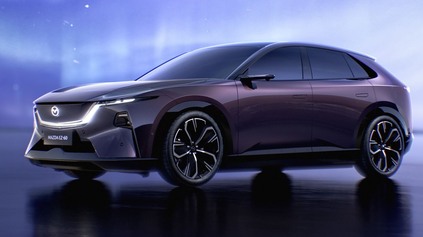 NOVÁ MAZDA EZ-60 DORAZÍ DO EURÓPY AKO CX-6E, ZÁKAZNÍKOV CHCE LOVIŤ V TERITÓRIU TESLY MODEL Y