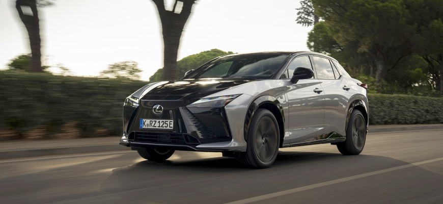 Čo má modernizovaný Lexus RZ inak a lepšie?