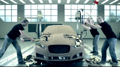 AKO KONČÍ HLINENÁ PREDLOHA NOVÉHO XF V JAGUARI? AKO VŠADE INDE - ZNIČENÍM