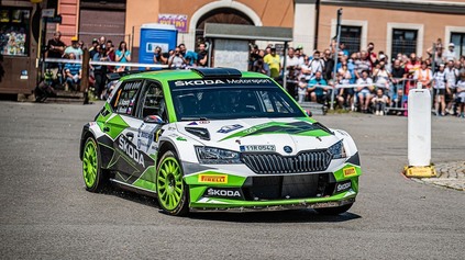Rally Bohemia 2021 ovládol Jan Kopecký. Pechovo WRC opäť s technickými problémami