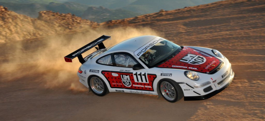 TOTO TREBA VIDIEŤ! Porsche 911 GT3 Cup na Pikes Peak
