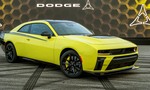 Takto vyzerá čakanie na V8: nový Dodge Charger Super Bee má 608 koní a režim zadokolky