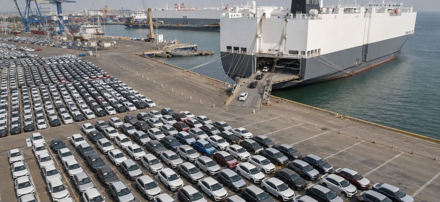 Globálny export cenovej vojny: čínske automobilky hrajú o život, účet môže dostať Európa