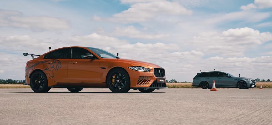 Drag race Jaguar XE SV Project 8 proti Mercedes AMG E63 S