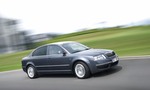 Škoda Superb má 25 rokov: prvé dve generácie ponúkli aj šesťvalcové motory