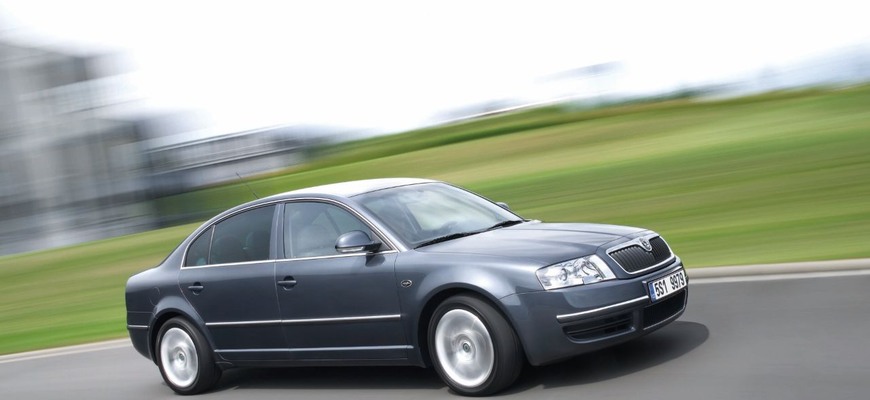 Škoda Superb má 25 rokov: prvé dve generácie ponúkli aj šesťvalcové motory