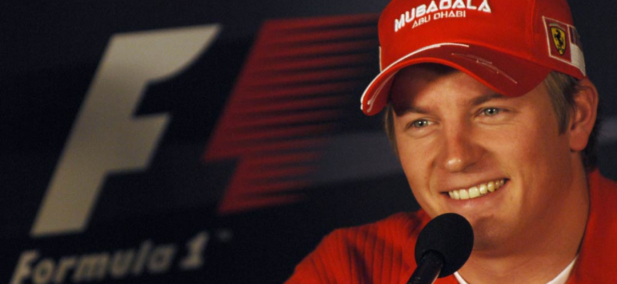 Kimi Räikkönen je späť vo Ferrari. A reakcia Lotusu nenechala na seba čakať