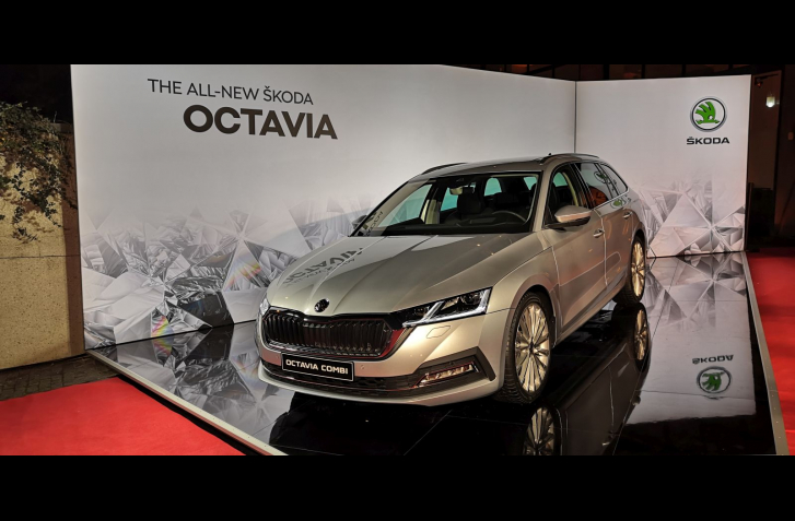 ŠKODA OCTAVIA IV OFICIÁLNE: TECHNICKÉ ÚDAJE, OPIS + GALÉRIE