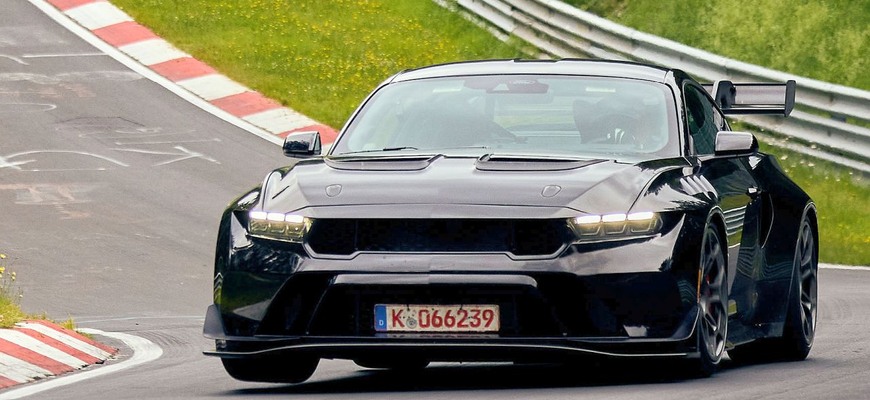Nový Ford Mustang GTD zlomil na Nürburgringu 7-minútovú hranicu. Šéf značky je nespokojný!