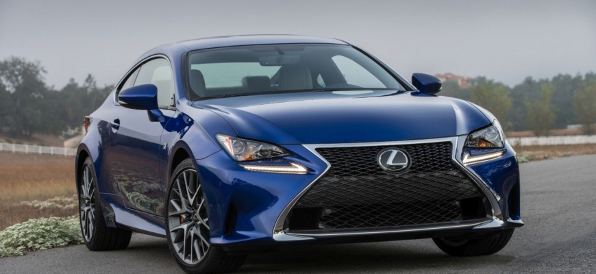 Lexus RC 300h F Sport má eso v rukáve. O čo ide?