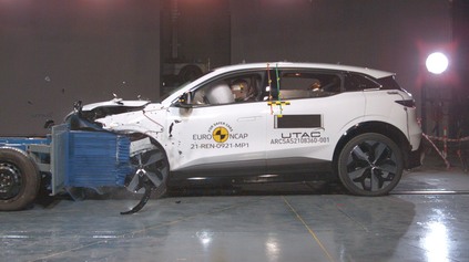 RENAULT MEGANE E-TECH EURO NCAP TEST: NAPRAVILA ZNAČKA PO FIASKU SVOJU REPUTÁCIU?