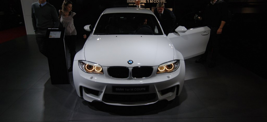 Ženeva 2011 video: BMW 1 M Coupé