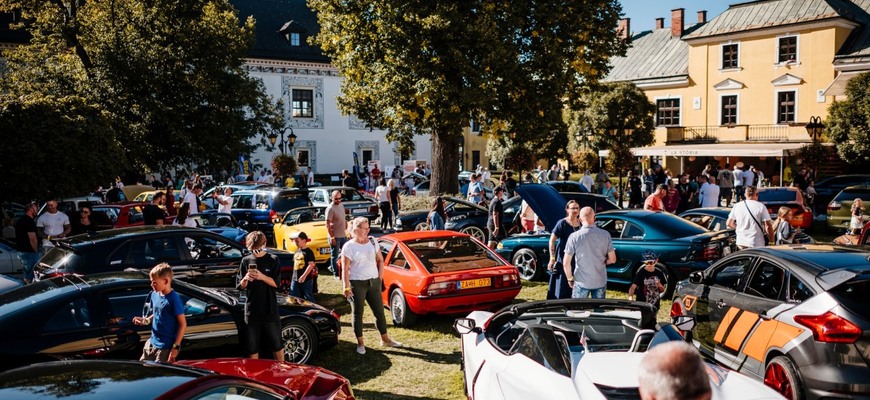Cars in The Castle – Holíčsky zámok #4 – prvé podujatie sezóny 2025