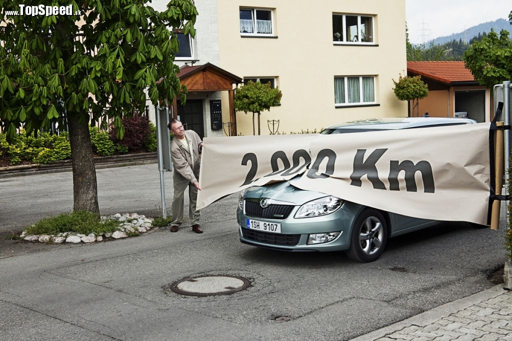 Gerhard a Fabia GreenLine pretrhávajú 2000 km a pokračujú ešte pár kilometrov ďalej...