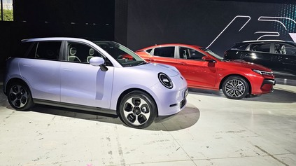 ĎALŠIA ČÍNSKA ZNAČKA NA SLOVENSKU. V PESTREJ PONUKE MÁ MPV, NAFTOVÉ PICKUPY I ELEKTRICKÉ MINI