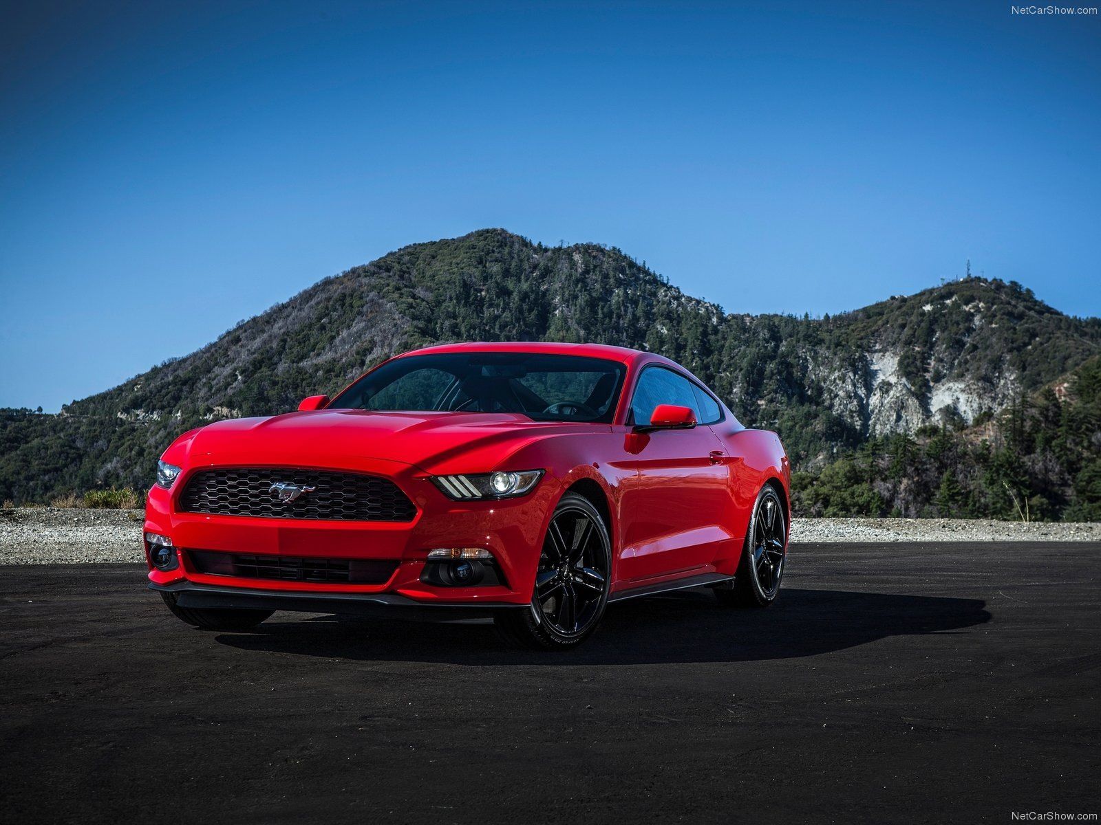 2015 Ford Mustang je najlacnejsi V8 na trhu