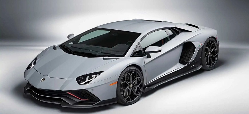 Lamborghini Aventador končí. Nástupca dostane nový motor V12