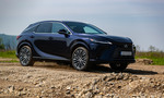 Test Lexus RX450h+ Prestige - moderná beluga
