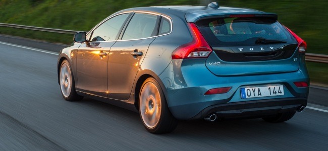 Prvá recenzia Volvo V40