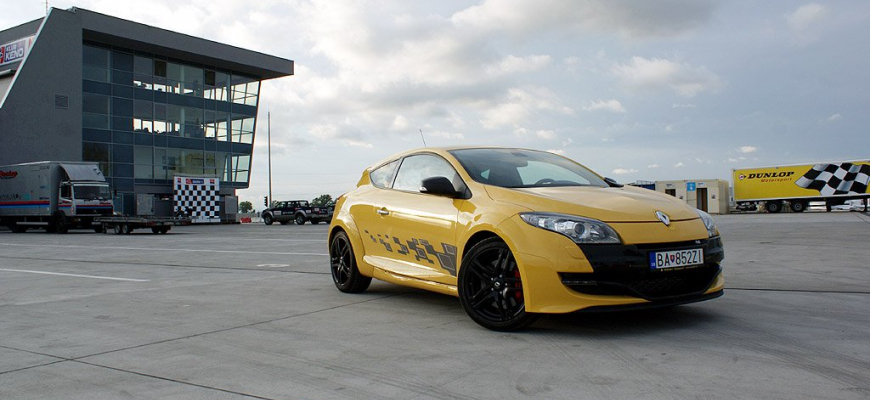 Video: Renault Megane RS a Slovakia Ring