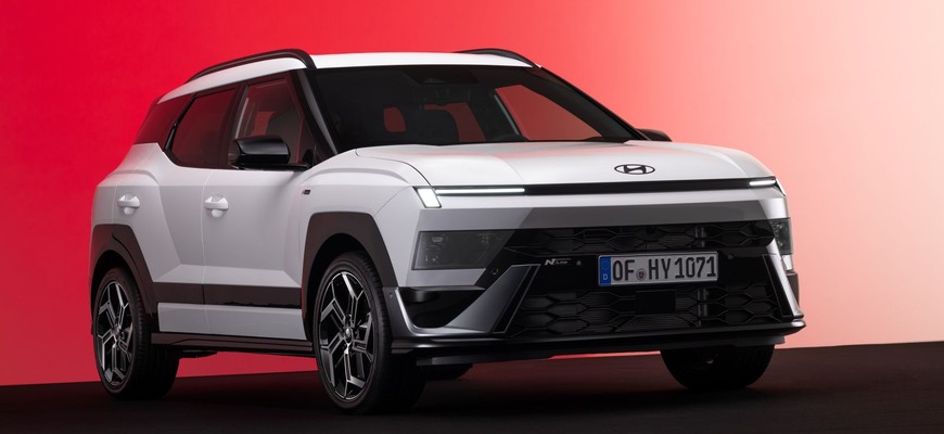 Nový Hyundai Bayon oficiálne. Je väčší, lepšie vybavený a prvýkrát dostane žiadaný pohon