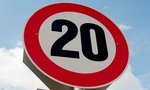 Obmedzia maximálku na 20 km/h: Mesto vypína autám tempomaty, chodia sem aj Slováci