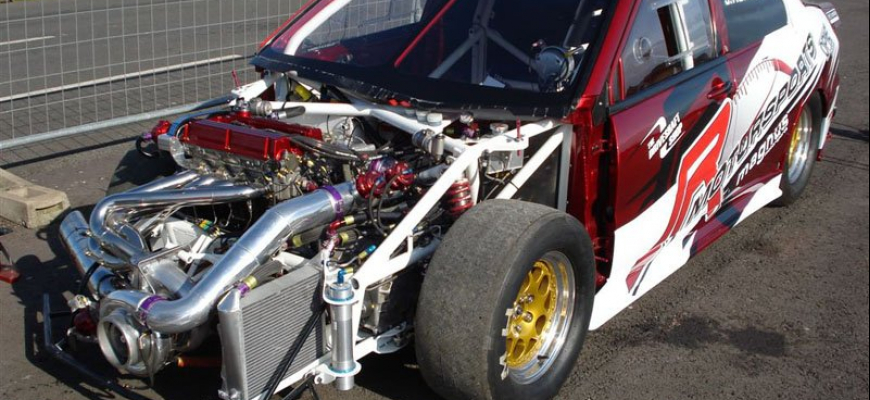 Beast: JR Motorsport Evo 8 Drag machine