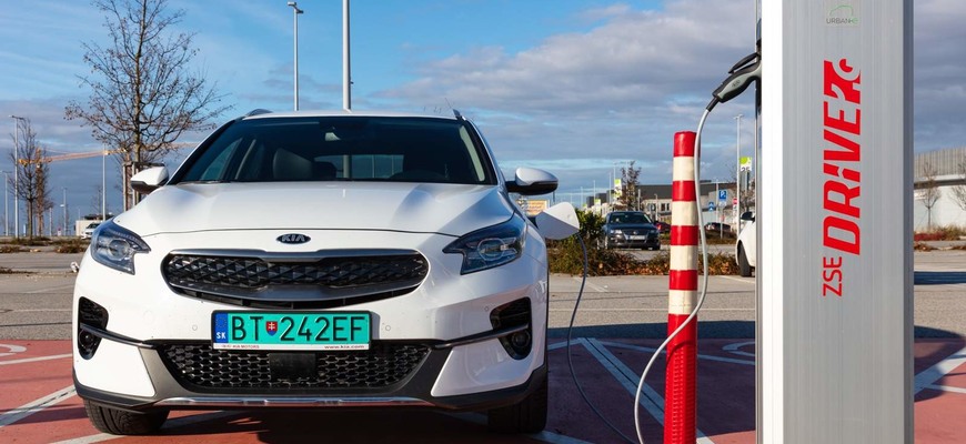 Test Kia XCeed plug-in hybrid: má nabíjanie zmysel?