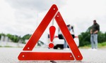 Hanba pre slovenského europoslanca Hojsíka: Jeho auto bez STK nabúralo, vodič bol pod vplyvom