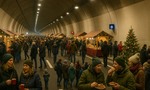 Vianočné trhy v tuneli Višňové: Pozrite si tunel tak, ako ho už viac neuvidíte!