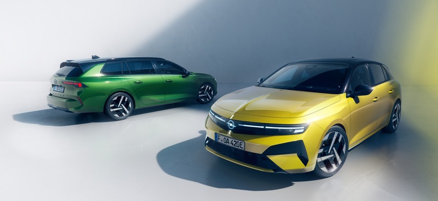 Opel Astra s novou tvárou už čoskoro: ešte ostrejšia, technickejšia a samozrejme zelenšia