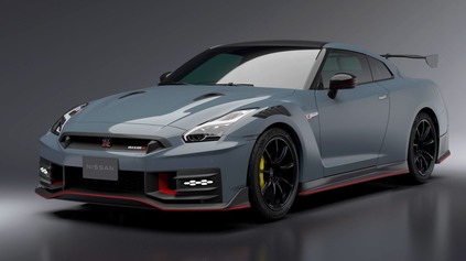 Nissan odhalil ďalší facelift modelu GT-R a dve zvláštne edície, T-spec a Nismo Special