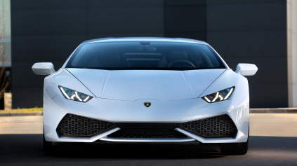 Hurikán na trati! Takto reve motor V10 z Lamborghini Huracan.