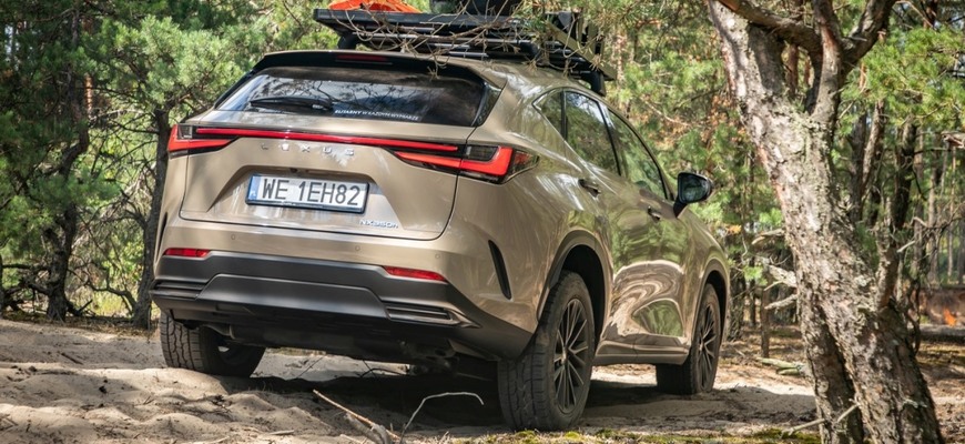 E-Four 4x4 inteligentný pohon od Lexusu je kombinácia komfortu a efektivity