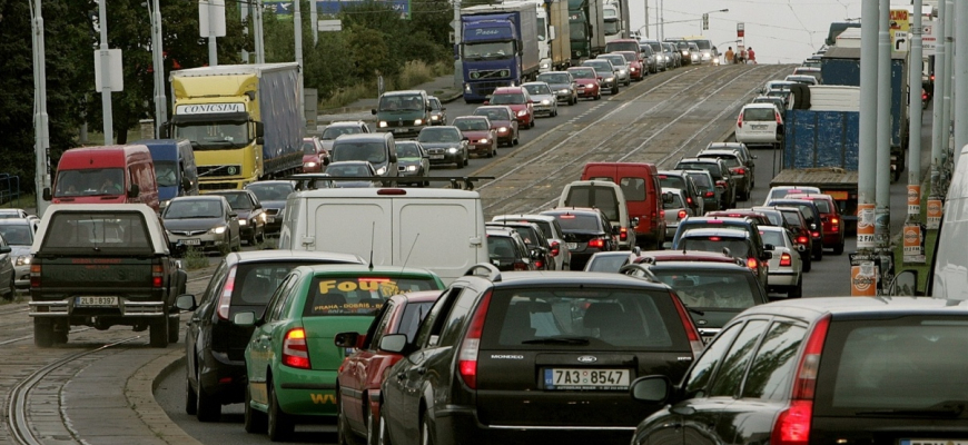 Už sa to blíži! Praha dá zákaz vjazdu starým autám do centra pre lepší vzduch