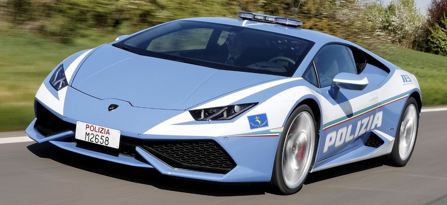 Lamborghini Huracán talianskej polície už má 335 000 km. Ako je na tom motor a prevodovka?