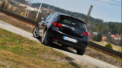 TEST JAZDENKY OPEL ASTRA J (4. GENERÁCIA 2009 - 2015)