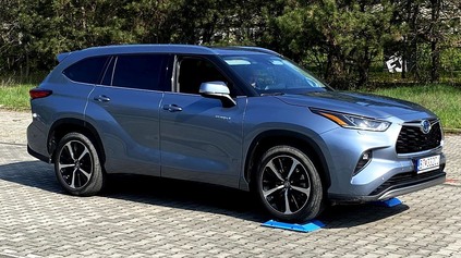 Toyota Highlander Hybrid 4x4 test