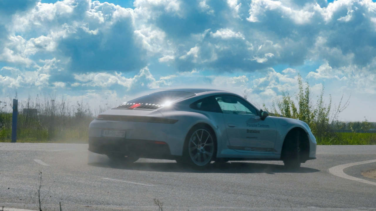 TEST PORSCHE 911 CARRERA T 992.2 - DÁ SA RADOVAŤ VIAC?