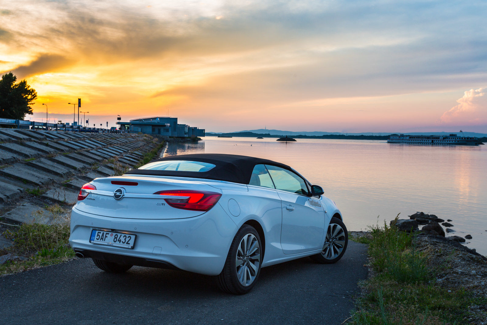 Opel Cascada