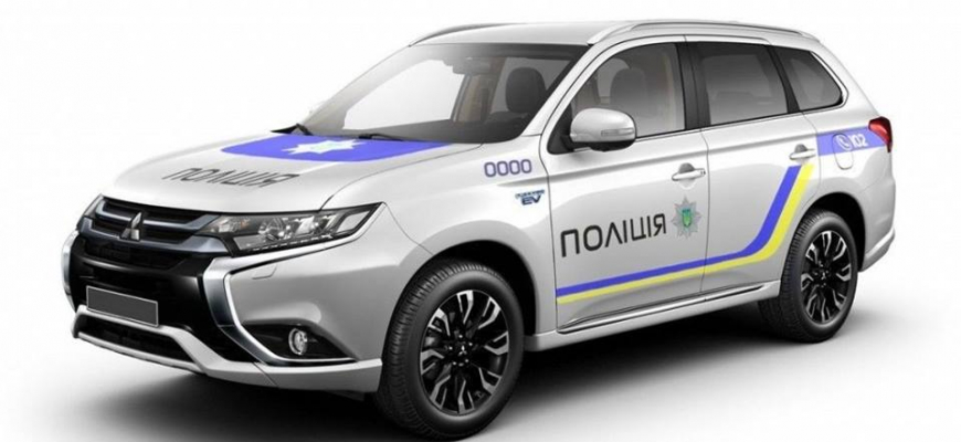 Ukrajinskí policajti dostanú 635 Plug-in hybrid Mitsubishi