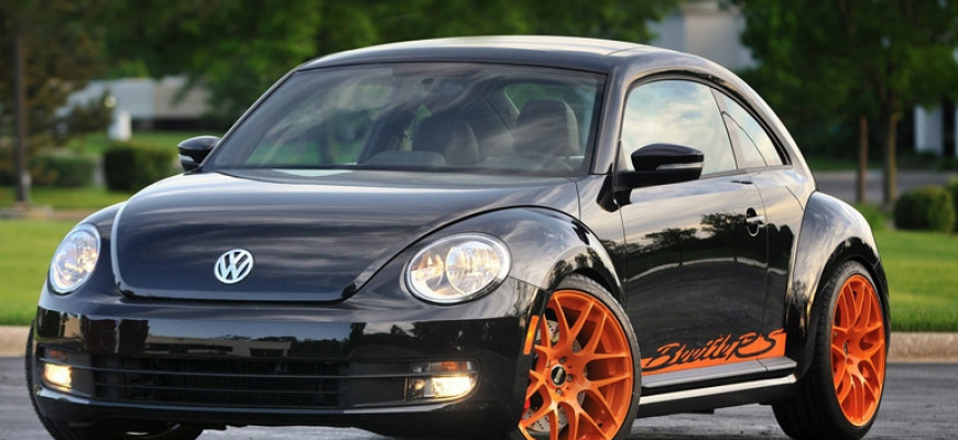 Porsche 911 GT3 RS a New Beetle = VWvortex Beetle RS