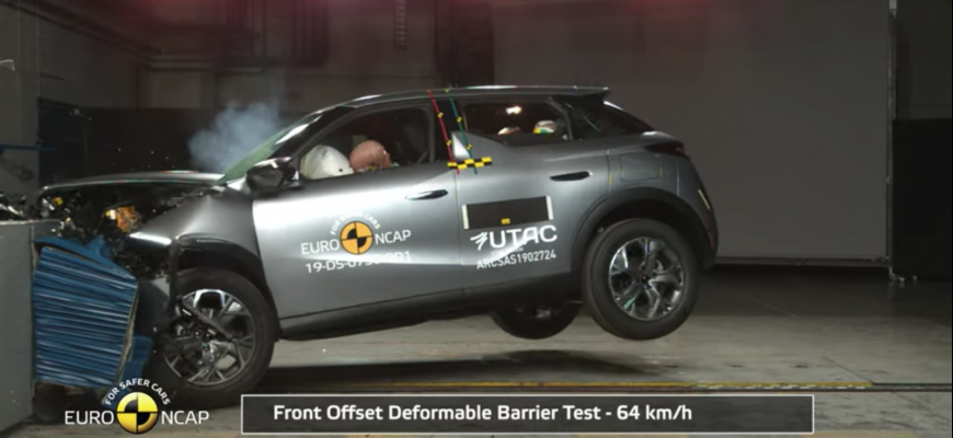 Aj DS 3 Crossback Euro NCAP testy zvládol na rôzne hodnotenia