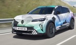 Nový Renault Scénic ako crossover. Premiéru má už v septembri a toto sú jeho prvé oficiálne fotky