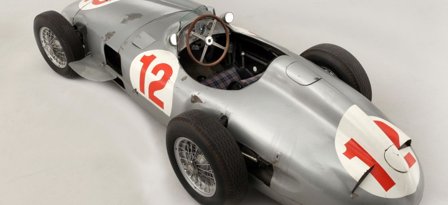 Vzácny Fangiov Mercedes-Benz W196 predaný za rekordnú sumu